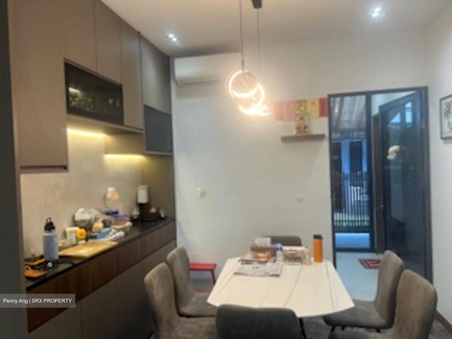 Alana (D28), Terrace #520239001